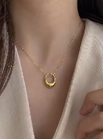 שרשרת דקה תליון אליפסה ציפוי זהב