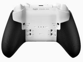 בקר משחק אלחוטי Microsoft Xbox Elite Wireless Controller Series 2 – מבט אחורי לבקר לבן עם חיבורי
