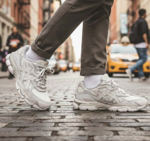 Asics Gel Nyc Unisex Cream Cloud Grey סניקרס יוניסקס
