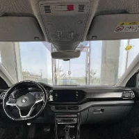 Volkswagen  t cross  2020