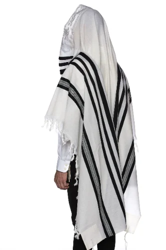 טלית צמר פסים שחור דגם מודים