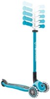 קורקינט 3 גלגלים עם אורות צבע אקווה Globber Master Lights – הקורקינט מציג את אפשרויות כיוון הכידון ל-5 גבהים שונים