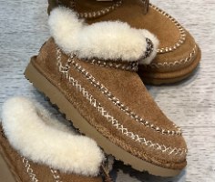 נעל UGG 115224 קאמל //מכירה מוקדמת//  צפי הגעה ספטמבר 2024