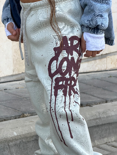 מכנס פוטר גרפיטי