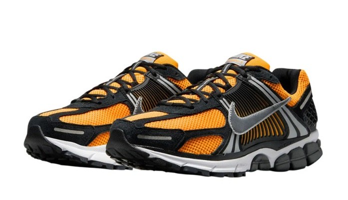 סניקרס נייק Nike Zoom Vomero 18 ‏שחור כתום