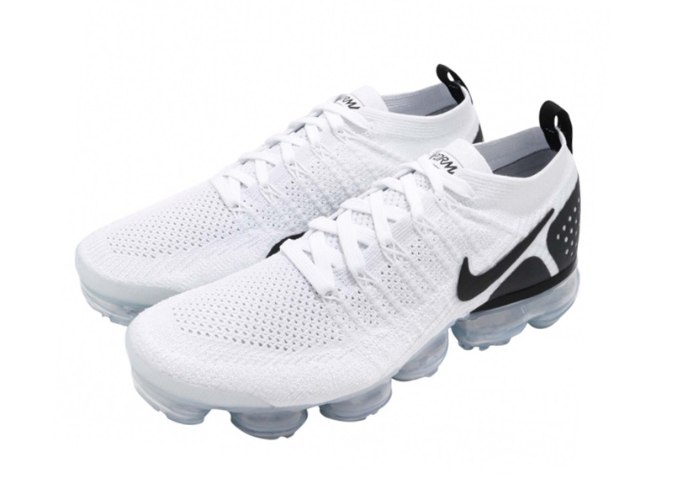 נעלי VAPORMAX FlyKnit WHITE-BLACK לבן שחור