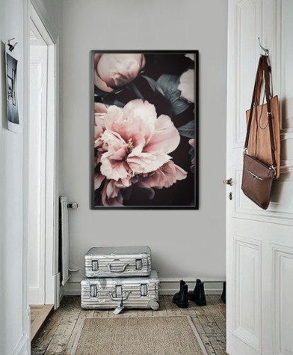 תמונת קנבס הדפס שושנה ורודה "Smoky Pink Lily" | בודדת או לשילוב בקיר גלריה | תמונות לבית ולמשרד