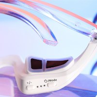 משקף Eyeb טיפולי לאזור העיניים בשיטת EMS חדשנית