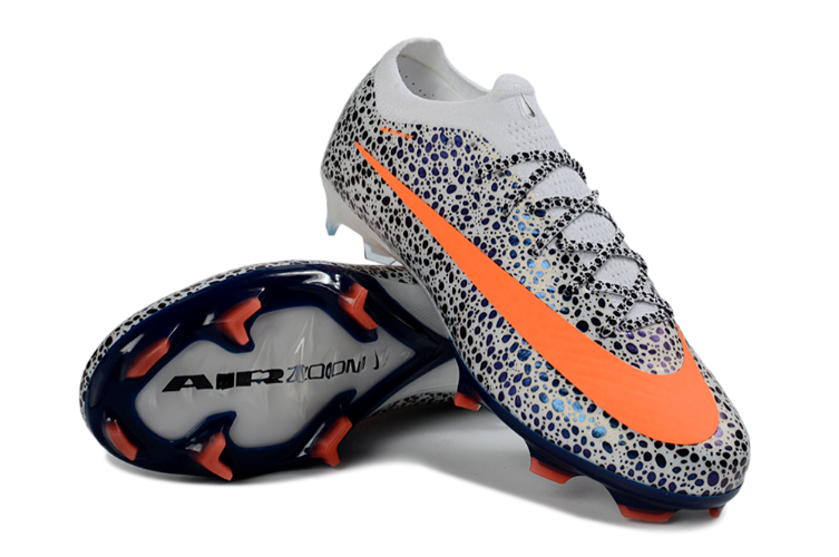 נעלי כדורגל נייק Nike Phantom GT2 Elite מנומר