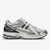new balance 1906 שחור לבן