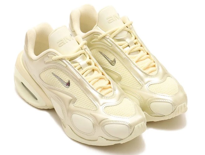 נעלי נייק Nike Air Max Muse שמנת