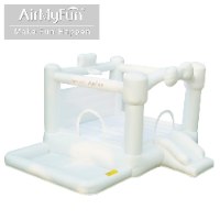 מתנפח הטירה הלבנה D82097 מבית DOCTOR DOLPHIN