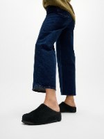 כפכף סגור זמש שחור פיטפלופ FITFLOP