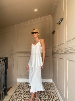 חצאית SLIM - לבנה