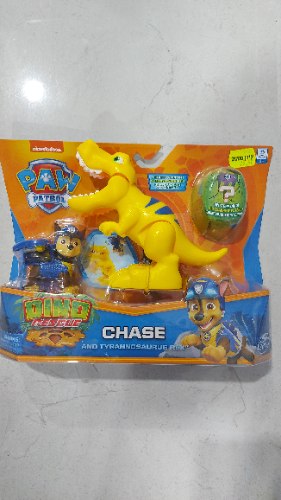 דמות chase ודינוזאור