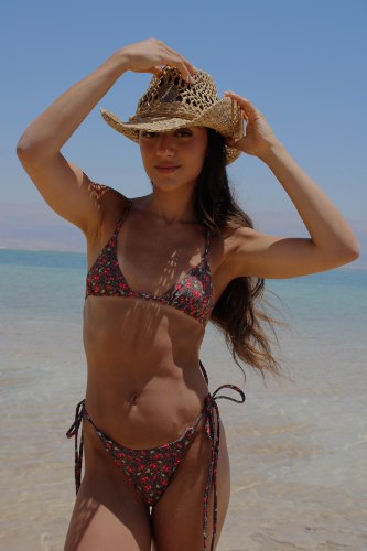 Bikini Cherry