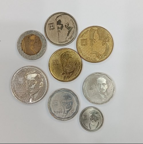8 מטבעות ישראל עם דיוקנים- דוד בן גוריון, הרצל, ז'בוטינסקי, רוטשילד, גולדה, הרמב"ם,לוי אשכול, וויצמן