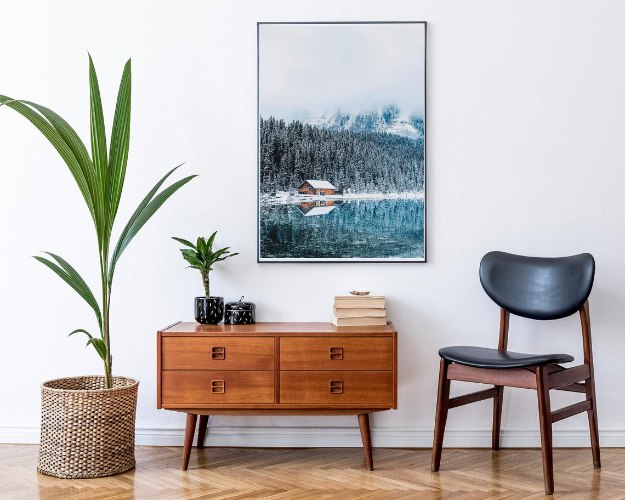 תמונת קנבס הדפס בית צופה על אגם קפוא "Winter Lake"|בודדת או לשילוב בקיר גלריה | תמונות לבית ולמשרד