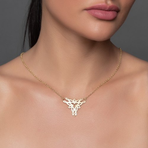 שרשרת עם תליון קלטי משולש מזהב 14K