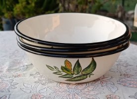 קערת אמייל מעוצבת דוגמת עלים (0.6 ליטר) 🍃 תוצרת אוקראינה - במבצע!