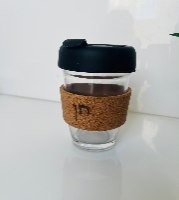 ספל זכוכית בעיצוב אורבני- כולל חבק שעם עם חריטת שם