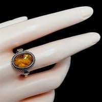 טבעת מכסף בשיבוץ ענבר צבע דבש RG5921 | תכשיטי כסף 925 | טבעות כסף