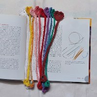 סימניות לספר עם לב סרוג - במבצע!