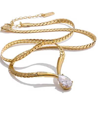 Mandy Necklace Gold