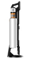 שואב אבק אלחוטי עם תחנת ריקון אוטומטית Deerma Z50 Combo – השואב עומד זקוף בתחנת הריקון השחורה עם יחידה לבנה ופרטים כתומים