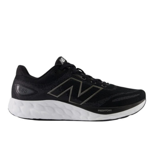 Fresh Foam 680V8 נעלי ריצת כביש גברים צבע שחור לבן | NEW BALANCE