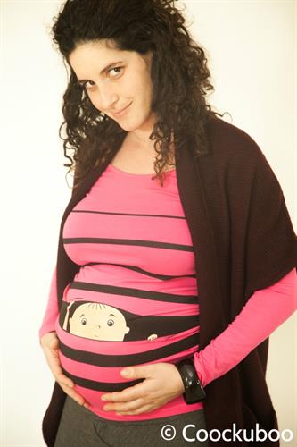חולצת הריון ורודה שרוול ארוך תינוק מציץ מתוך פסים