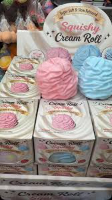 סקווישי קצפת מרקם וזלין - Vaseline whipped cream squishy