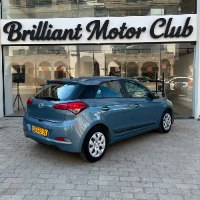 HYUNDAI i20 2015
