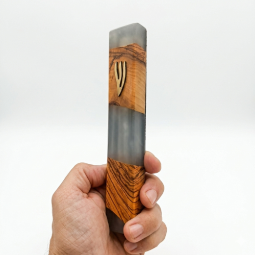 Grande Mezouzah Design 20cm : Mélange Bois et Résine