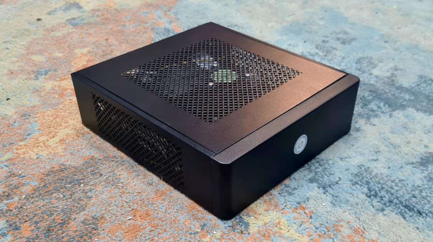 מחשב נייח מחודש - ATOM D2550 / 4GB / 120GB SSD / Windows 10