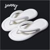 לבן - כפכפי אצבע לנשים Sunny
