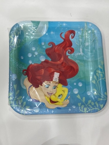 צלחות בת הים גדולות 8 יח
