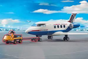 פליימוביל 5396 צוות קרקע ומסוע מטענים - מתחבר למטוס