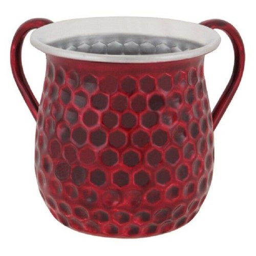 נטלה, כוס לנטילת ידיים, עשויה אלומיניום דוגמת "כוורת" צבע אדום בורדו, מים אחרונים