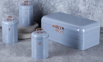 סט קופסאות אחסון מעוצבות Berlinger Haus BH6755 – ארגז לחם ושלוש קופסאות פח אפורות בעלות פסים מובלטים וידיות ורודות-זהובות