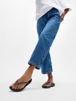 אייקושין ספרקל שחור פיטפלופ FITFLOP