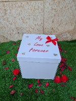 קופסא מתפוצצת - תמונות & שמפנייה 24K & פרחים