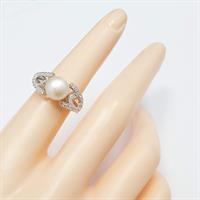 טבעת מכסף משובצת פנינה לבנה וזרקונים RG1638 | תכשיטי כסף 925 | טבעות עם פנינה