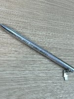 עט בחריטה אישית עם תליון כולל כיסוי קטיפה