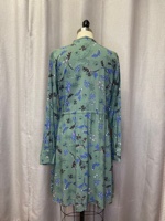 שמלת מיני אנדריאה-ירוק עלים כחול