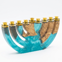 חנוכייה שקופה