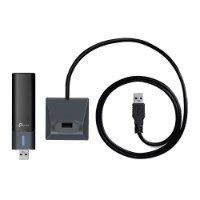 מתאם רשת Tp-Link Archer TXE50UH AXE3000 Wi-Fi 6E USB – מראה את המתאם מעמד USB תואם וכבל שחור מגולגל 4K