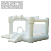 מתנפח הטירה הלבנה D82097 מבית DOCTOR DOLPHIN