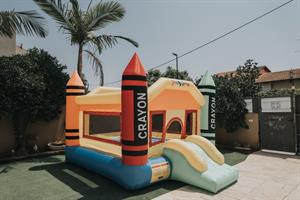 מתנפח בינוניצבעי פנדה D3628 מבית Jumpy Jump