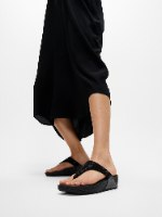 לולו טו פוסט שחור קריסטל פיטפלופ FITFLOP